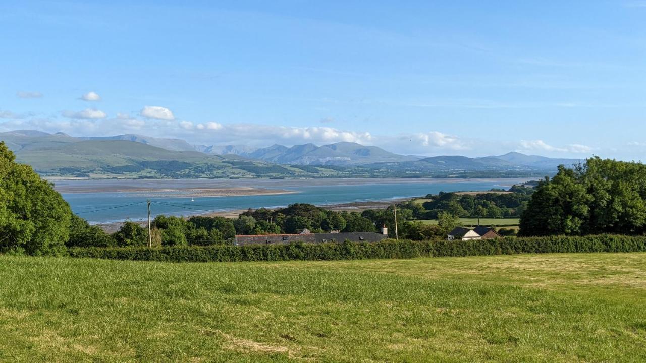 Llinos Cottage Beaumaris Eksteriør billede